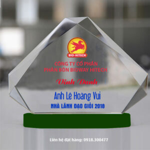 kỷ niệm chương pha lê