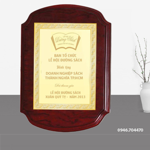 Bảng vinh danh doanh nghiệp gỗ đồng