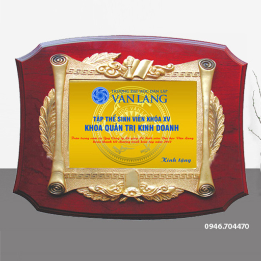 Biểu trưng tặng trường cũ