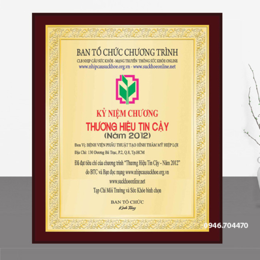 Bảng chứng nhận thương hiệu 27cm x 37cm