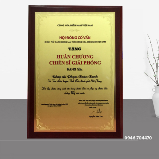 Bảng vinh danh chữ nhật 27cm x 37cm