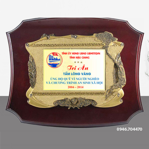 Bảng tri ân tấm lòng vàng