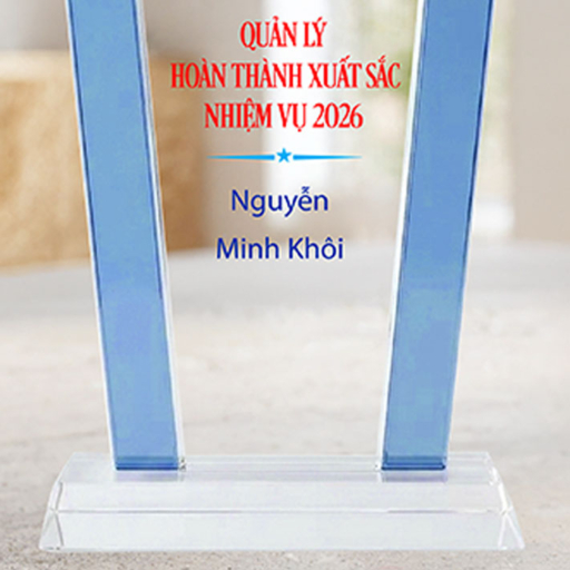 Alternative view of Kỷ niệm chương pha lê khen thưởng quản lý hoàn thành nhiệm vụ