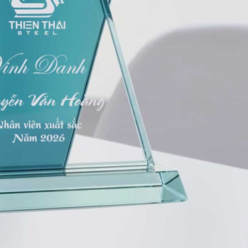 Alternative view of Kỷ niệm chương vinh danh nhân viên xuất sắc của năm